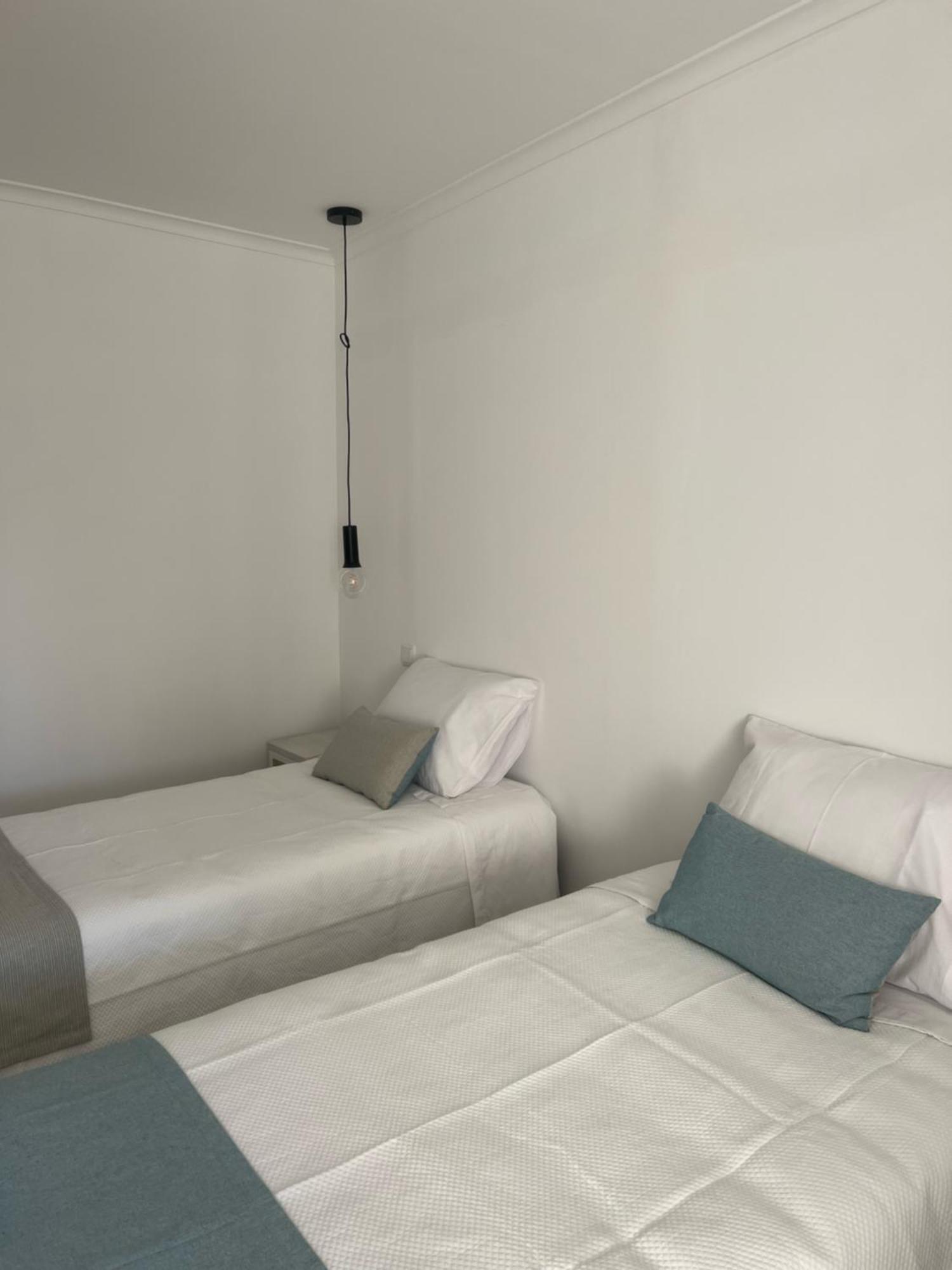 Al44 Hostel Беха Екстериор снимка